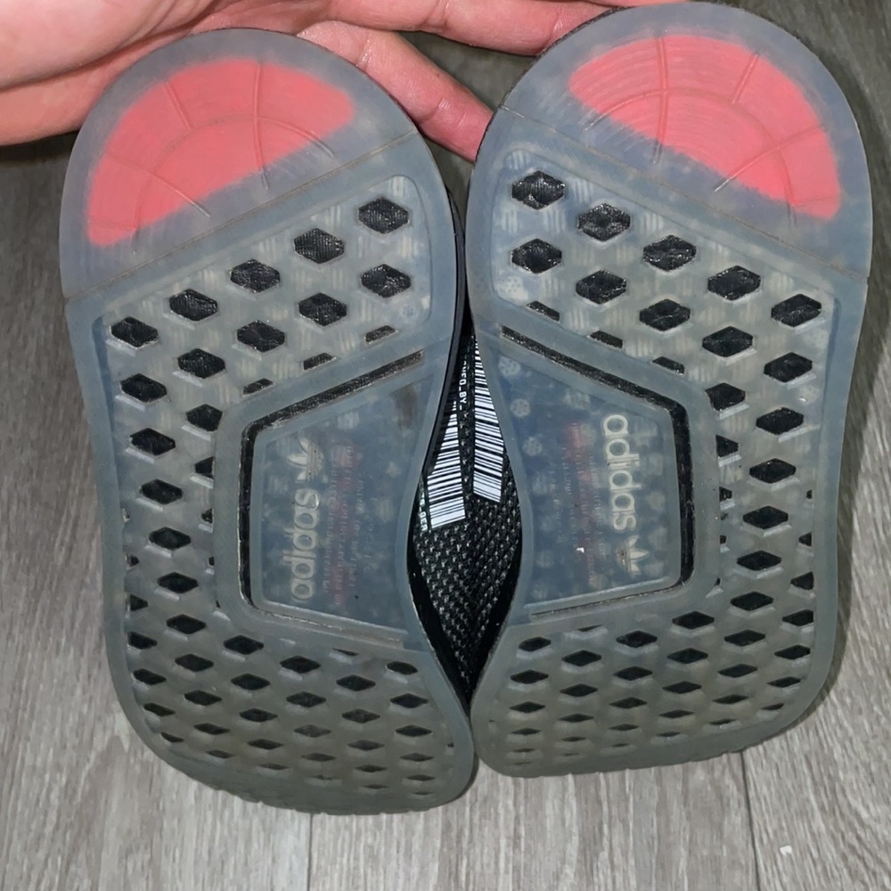 Adidas Original NMD_R1 Spectoo BOOST Black Blue White “UNISEX” - Picture 5 of 5